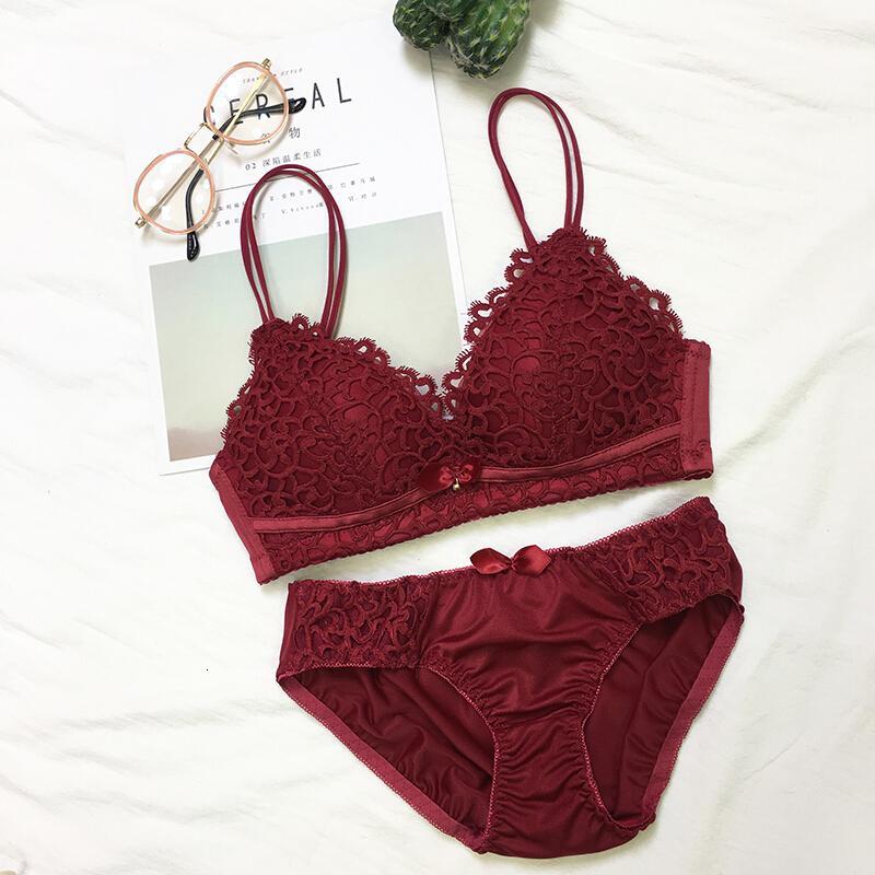 Fancy Front Embroidery Bra Panty Set - Maroon